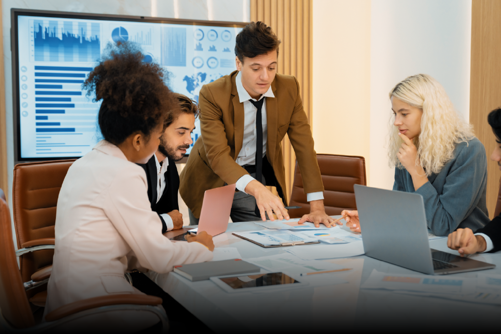 Choosing the Right HR Software for Small to Midsize Businesses